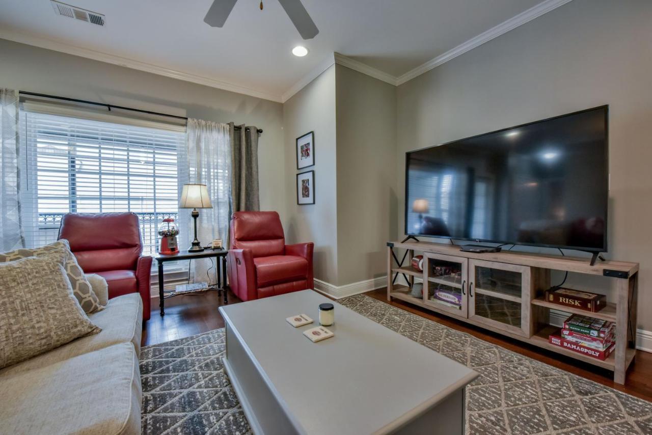 Legends Landing Villa Tuscaloosa Bagian luar foto