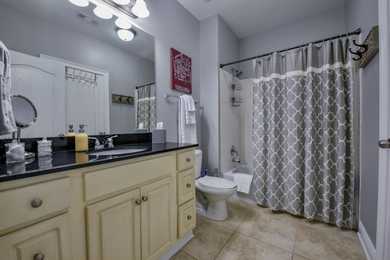 Legends Landing Villa Tuscaloosa Bagian luar foto